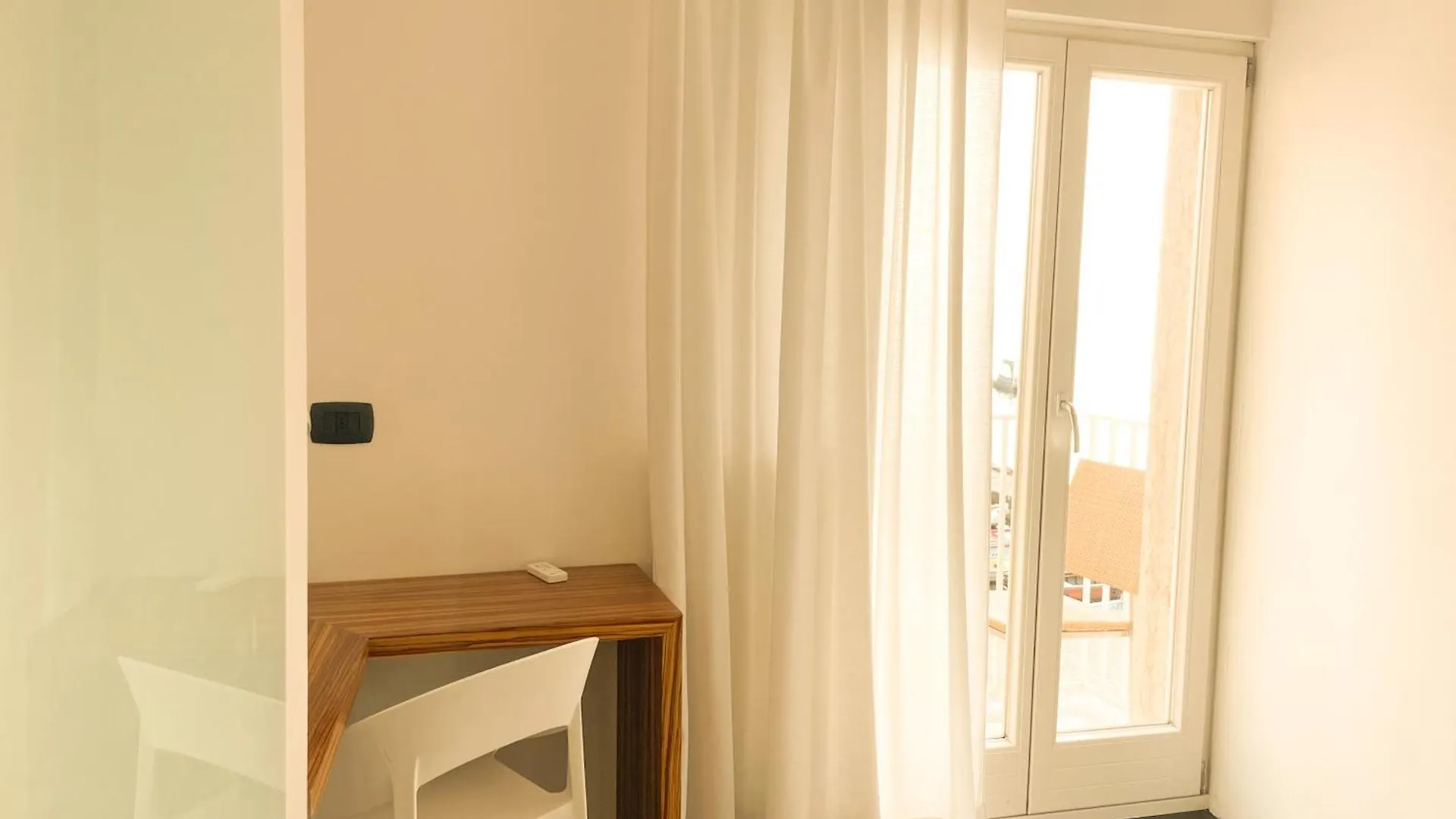Hotel Baia Brenzone sul Garda Italien