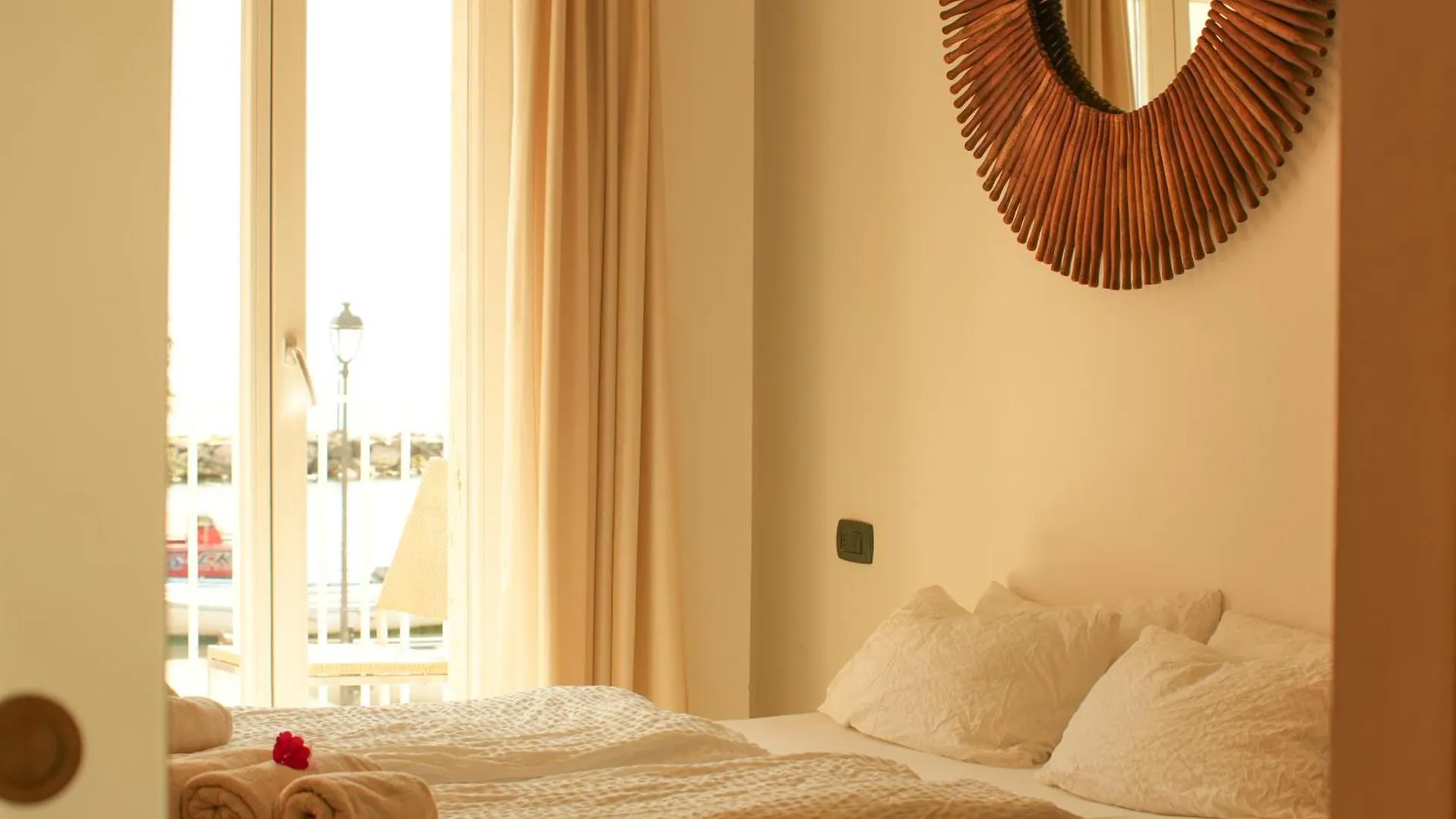 Hotel Baia Brenzone sul Garda 3*,  Italien